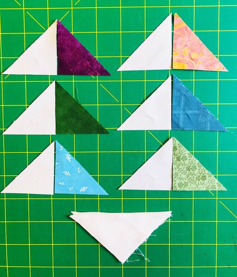 Quilt Tutorial: Piecing the Quarter Square Triangles